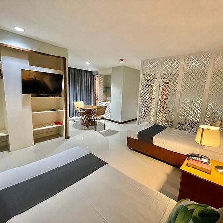 The Vip Hotel Cagayan de Oro Exterior photo