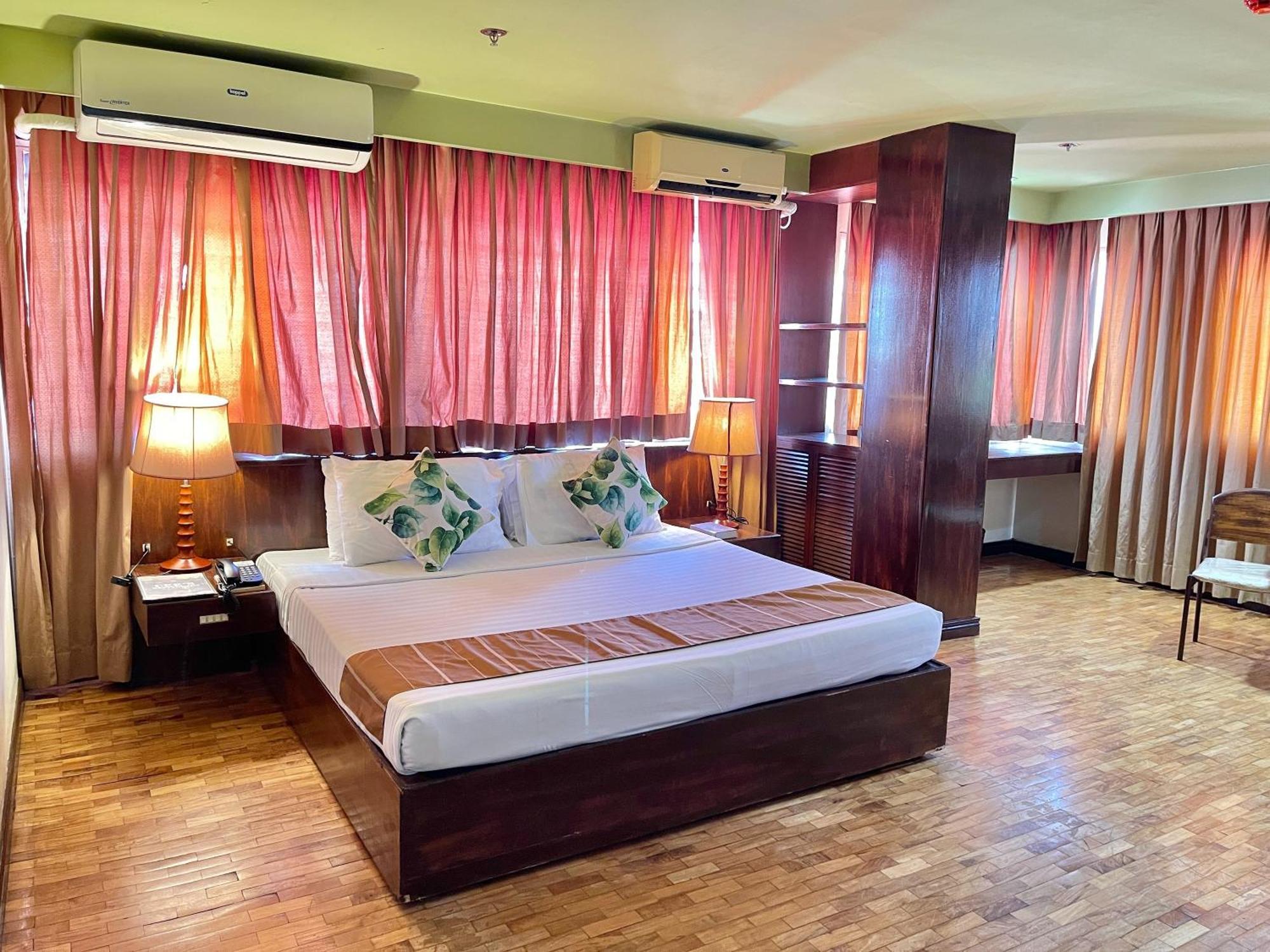 The Vip Hotel Cagayan de Oro Exterior photo